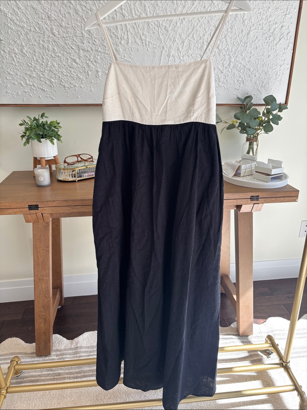 Abercrombie & Fitch Black and Cream Spaghetti Strap Maxi Dress